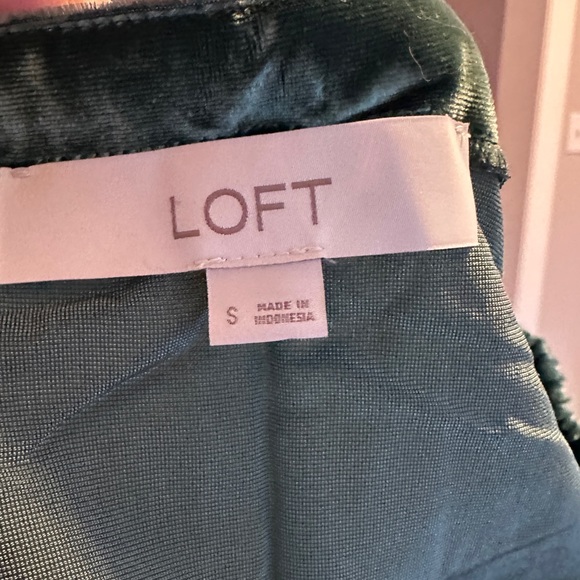 LOFT Deep Teal Faux Velvet Puff Sleeve Renaissance Faire Blouse - Picture 4 of 7